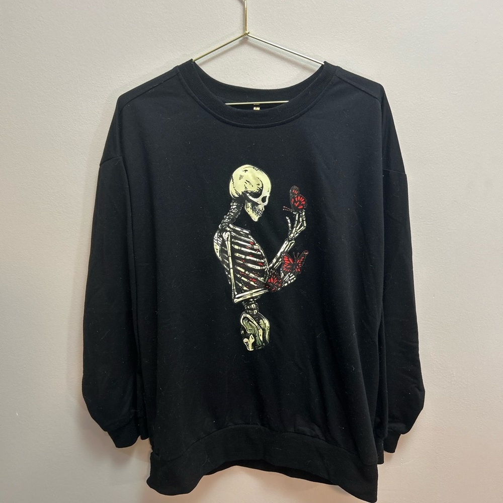 Black Skeleton Graphic Sweater